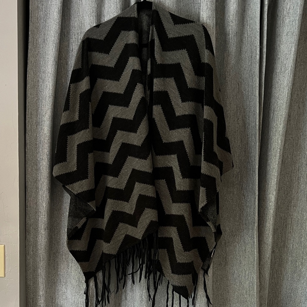 Chevron Patterned Poncho with Fringe